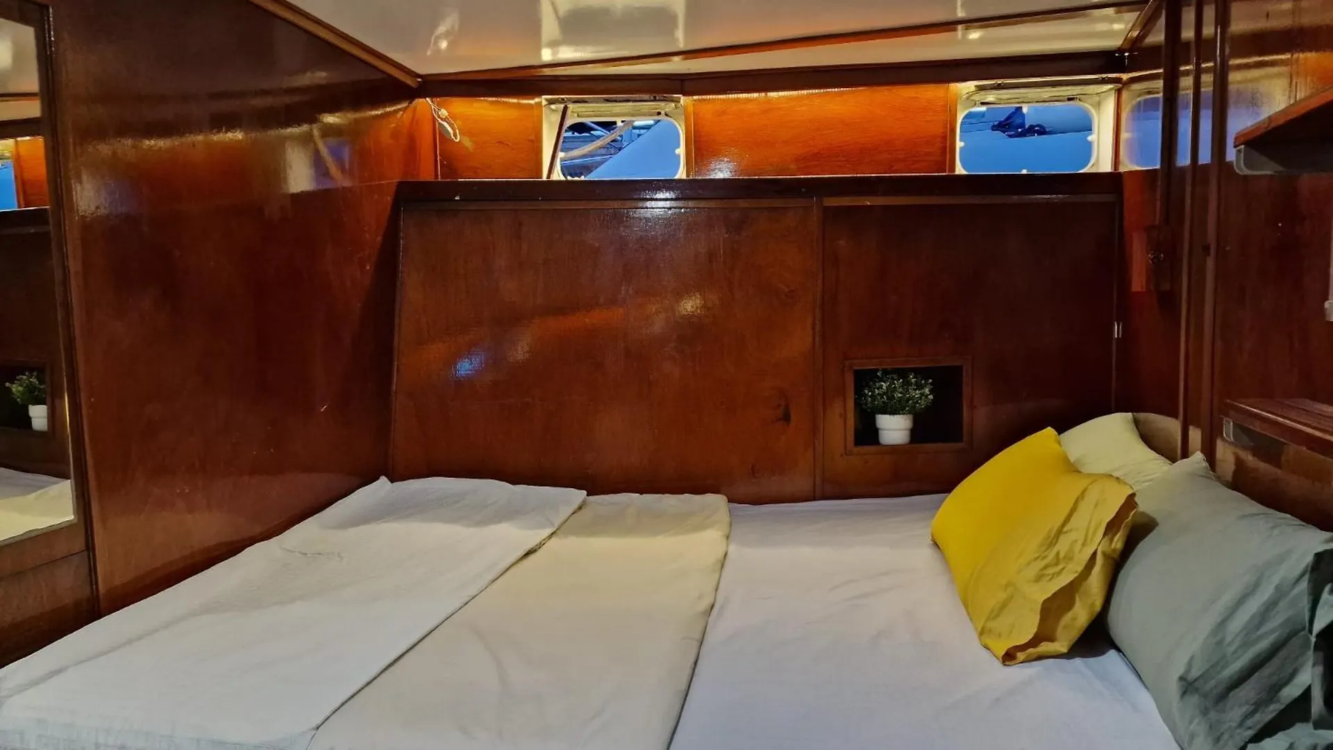 Classic Boat Barcelona 0*,  Spanien