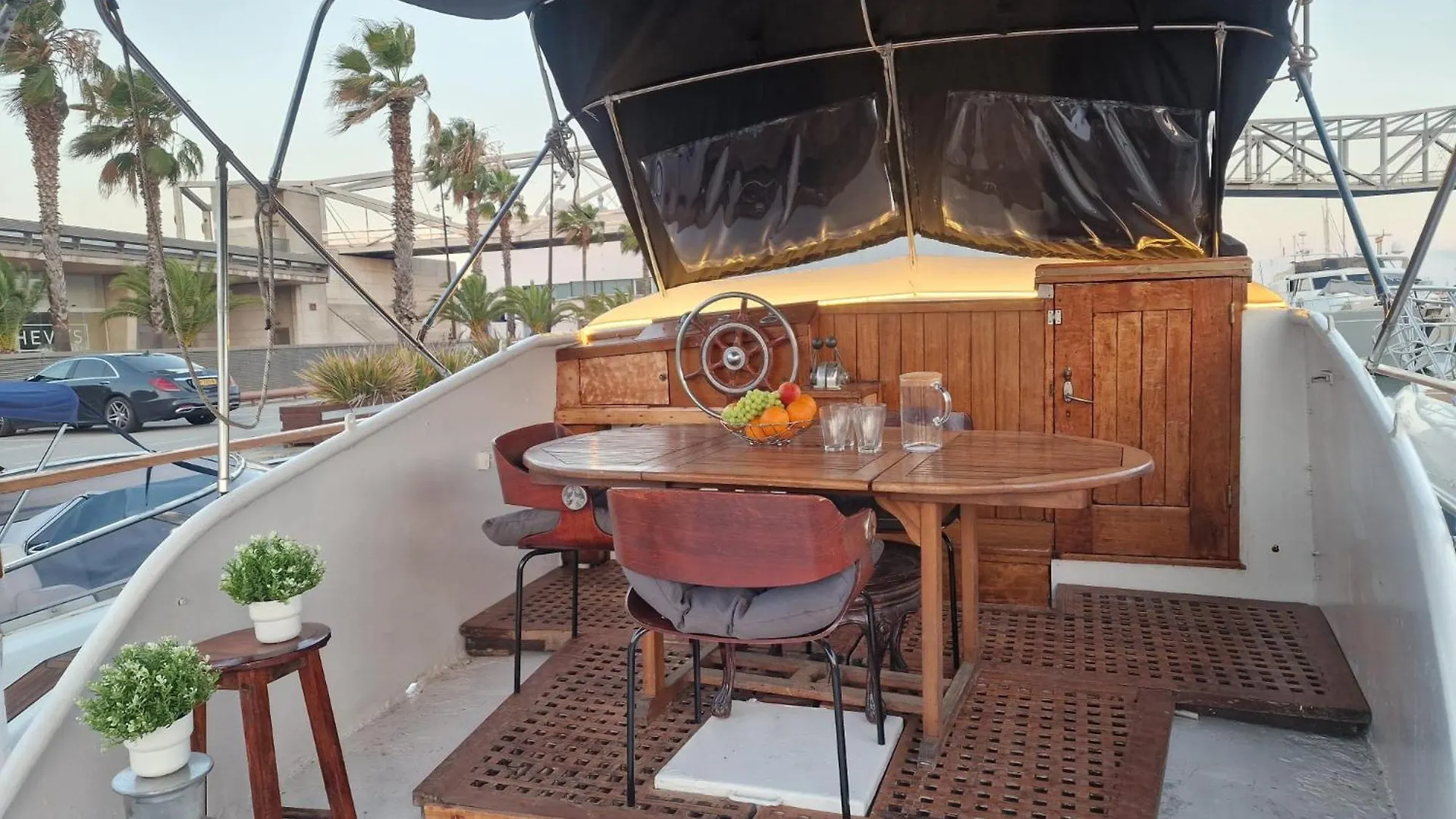 Botel Classic Boat Barcelona